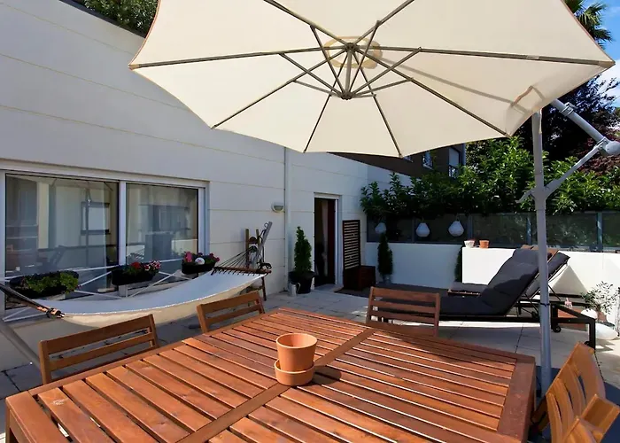 Appartement Premium With Private Terrace & Garage *