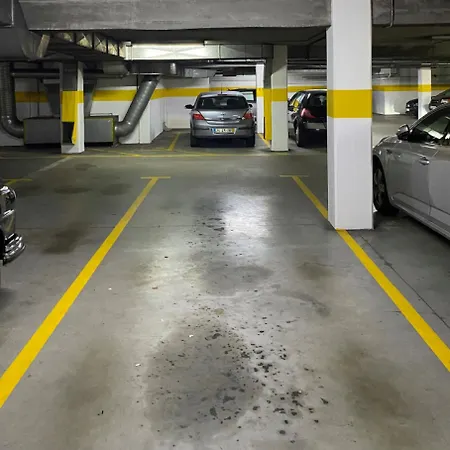 Premium With Private Terrace & Garage Apartament