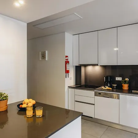 شقة Premium With Private Terrace & Garage *