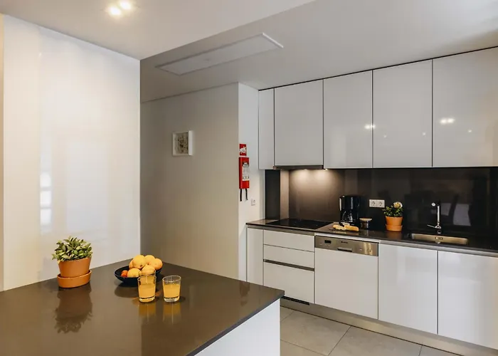 Διαμέρισμα Premium With Private Terrace & Garage *