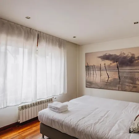 Lägenhet Premium With Private Terrace & Garage Oporto